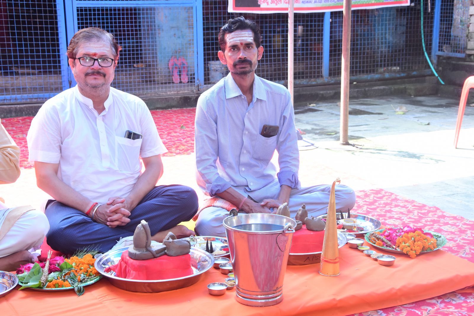 श्री नवीन खन्ना एवं श्री रोहिताश्व शाह 